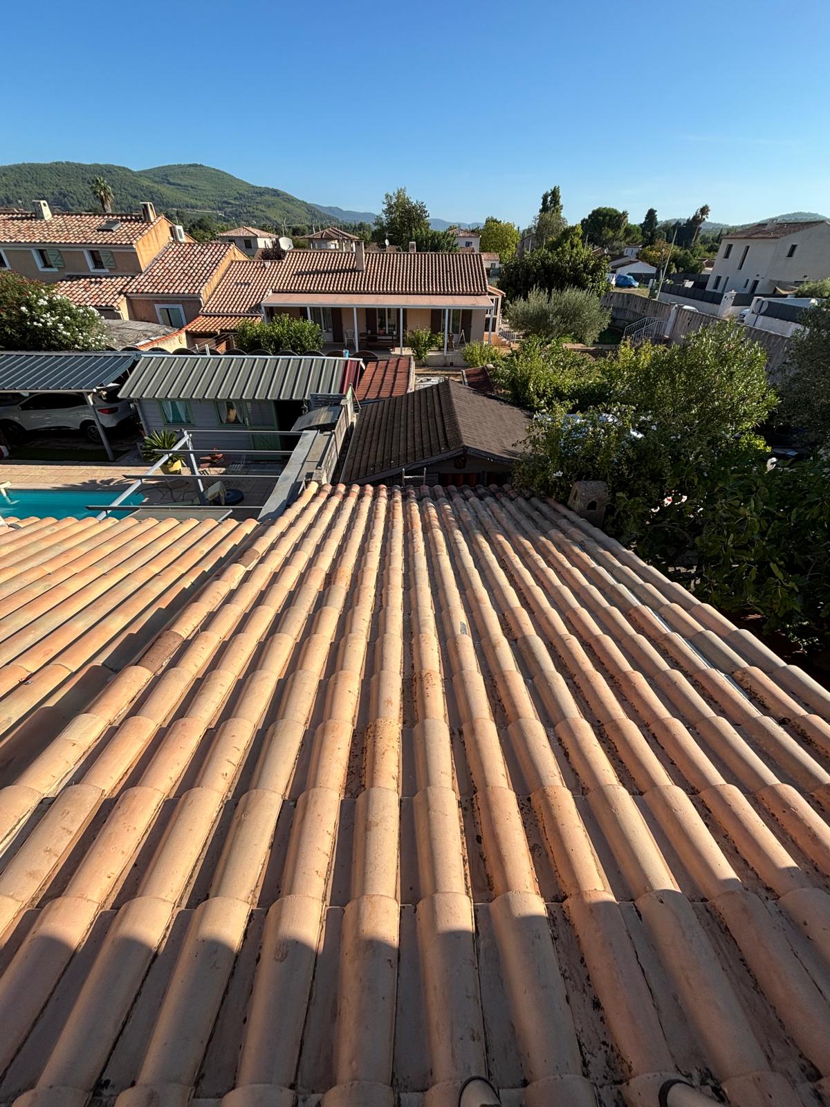 Rénovation complète de toiture en tuiles canal