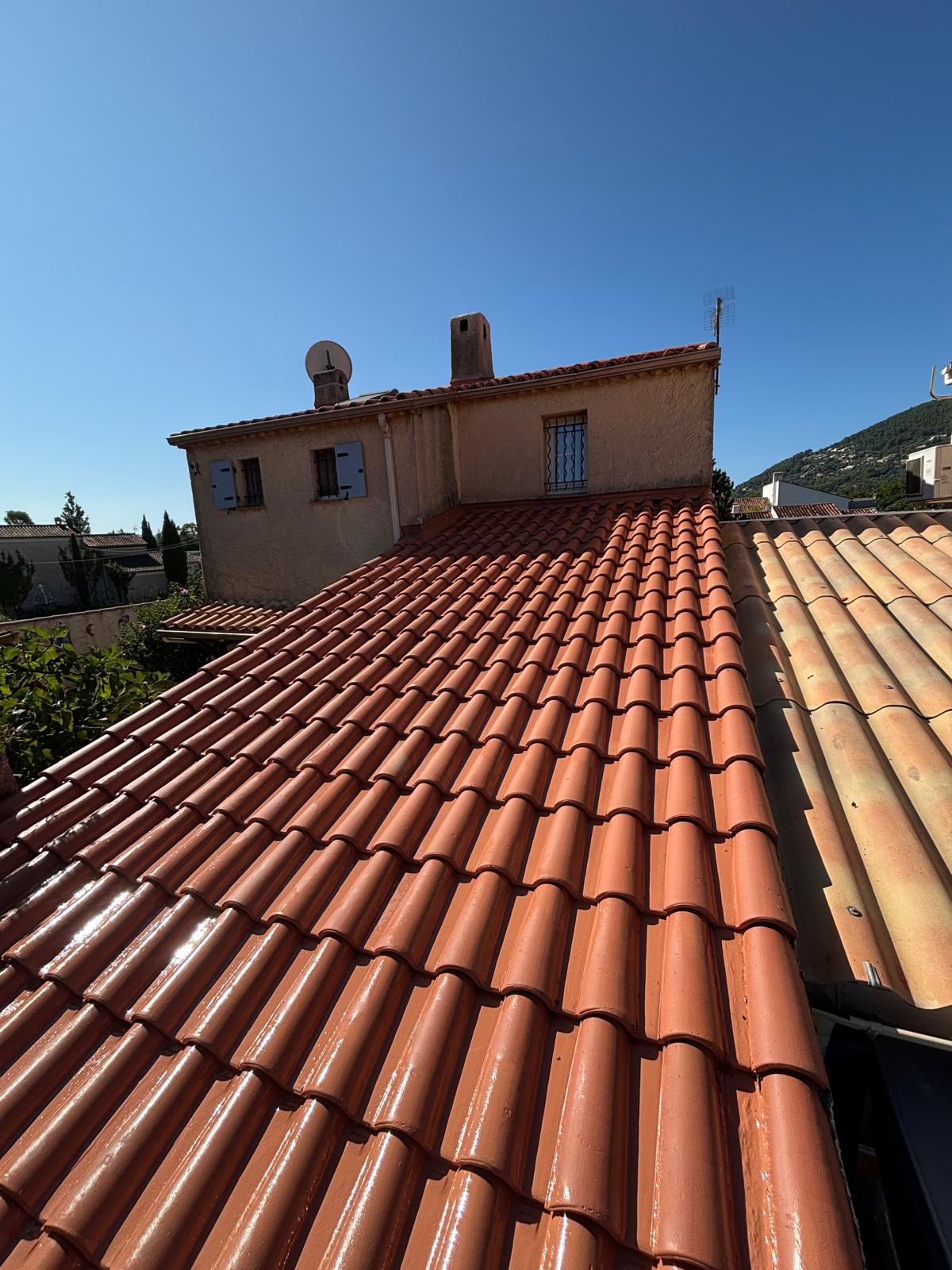 Toiture rénovée — finitions soignées